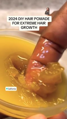 Grow Afro Hair Fast, Growing Afro Hair, Diy Hair Pomade, Diy Hair Growth Spray, Hair Growth Grease, Hair Growth Oil Recipe, Herbs For Hair Growth, How To Make You, Black Hair Growth