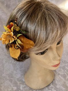 Golden hair piece, autumn gold, fall flowers, mini pine cones, topaz crystals, fall bridal hair acce Fall Bridal Hair, Bride Hair Clip, Communion Crown, Bride Hair Clips, Mini Pine Cones, Crystal Falls, Wedding Barrettes, Autumn Bride, Golden Hair