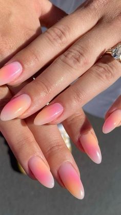 #nails #nailart #nailidea #nailsacrylic #nailsinspo #nailfashion #springnails #halloweennails #fallnails Middle Ombre Nails, Idee Nails Summer, Summer Nails 24, Simple Summer Nails 2024 Almond, Nails Inspo Summer 2024, Nails Inspiration 2024, Ongles Nail Art, Crome Pink Nail, Nails For Summer 2024