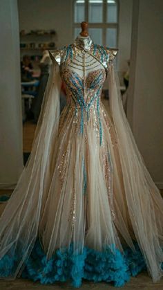 Gaun Abad Pertengahan, Fantasy Gowns, Ball Gowns Prom, Unique Dresses