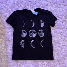 New, Never Worn, Tag Attached Nightmare Before Christmas Shirt, Nightmare Before Christmas Shirts, Emo Shirts, Black Lace Tank Top, Pregnancy Shirts, Crop Sweatshirt, Black White Fashion, Nightmare Before, Black Crop Tops