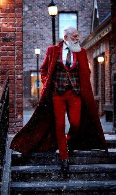 Christmas Dress Men, Old Men Fashion Over 50, Mens Christmas Fashion, Christmas Male Outfits, Santa Outfit For Men, Men’s Holiday Fashion, Modern Male Fashion, Hot Santa Men, Men’s Christmas Outfit