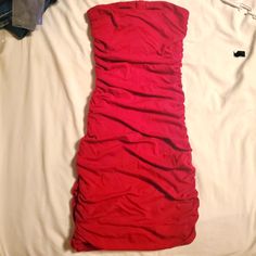 Nwot Gorgeous Red Color Cocktail Party Dress Strapless, Ruched Soft Comfortable Fabric Size Xs Women's, Misses, Or Teens Smoke Free Home Red Ruched Stretch Mini Dress, Red Strapless Sleeveless Bodycon Dress, Red Mini Strapless Dress For Party Season, Red Strapless Dress For Date Night Party Season, Red Strapless Mini Dress For Party Season, Red Strapless Bodycon Dress For Party Season, Red Ruched Strapless Mini Dress, Strapless Ruched Mini Dress For Party Season, Red Bodycon Strapless Dress