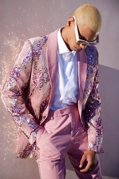 Skinny Pink Sequin Suit | boohooMAN Pink Suit Men, Glitter Suit, Maxence Danet, Sequin Suit, Man Outfit, Queer Fashion, Pink Suit, Party Kleidung, Guest Attire