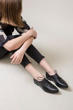 Black Oxfords, Women Oxford Shoes, Lace Up Shoes, Formal Office Shoes, Black Flat Leather Shoes, Cas Black Casual Lace-up Shoes With Pointed Toe, Casual Black Lace-up Shoes With Pointed Toe, Black Lace-up Leather Office Shoes, Black Lace-up Shoes With Leather Sole And Flat Heel, Black Low-top Leather Shoes With Brogue Detailing, Black Brogue Low-top Leather Shoes, Black Oxfords With Leather Sole And Flat Heel, Black Leather Brogue Shoes With Pointed Toe, Black Leather Shoes With Brogue Detailing And Pointed Toe