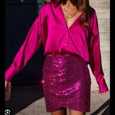 New Pink Sequin Skirt Pink Skirt For Fall Night Out, Pink Mini Skirt For Date Night, Pink Mini Skirt For Night Out In Fall, Pink Mini Skirt For Fall Night Out, Chic Pink Sequin Skirt, Casual Pink Skirt For Party, Pink Party Mini Skirt For Fall, Chic Pink Mini Skirt For Party Season, Casual Relaxed Skirt For Party