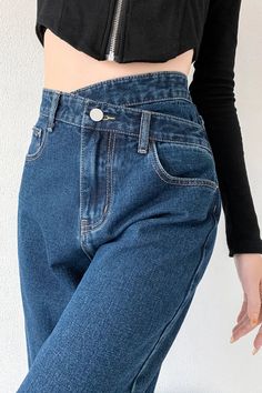 Mom On The Go, Mom Fit Jeans, Wide Leg Denim Pants, Jeans Collection, Vintage Mom, Trendy Jeans