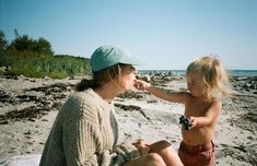 Hippie Mom Aesthetic, Kids In Nature, Mother And Sons, Son And Mom, Rudy Jude, Hippie Mom, Mom And Kids, Natural Mom, Mom Aesthetic