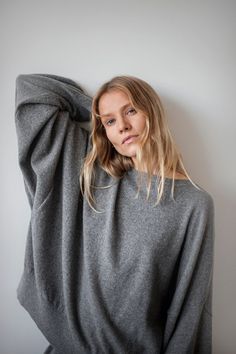 Oversized Lightweight Sweater Loose Sweater Oversize Jumper - Etsy Lithuania Oversized Drop Shoulder Sweater For Fall, Oversized Crew Neck Sweater With Soft Texture, Cozy Oversized Fine Knit Tops, Oversized Gray Knit Sweatshirt, Oversized Gray Sweater For Everyday, Oversized Gray Cashmere Sweater, Oversized Batwing Sleeve Cropped Sweater, Cozy Slouchy Sweater With Batwing Sleeves, Oversized Cropped Sweater For Loungewear