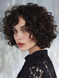 Trendy Curly Bob Haircuts for 2024 Pixie Bob Haircut Curly Hair, Curly Haircuts Medium Layers, Curly Short Haircuts For Women, Haircuts For Curly Hair Women, Short Hairstyle Women 2024, Curly Bob With Bangs, Curly Bob Haircut, Bob Riccio