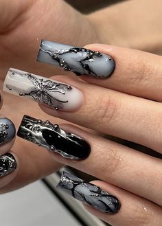 Heavenly Nails, Shiny Nails Designs, Metallic Nail Art, Punk Nails, Gothic Nails, Goth Nails, Grunge Nails, Y2k Nails, Pretty Gel Nails