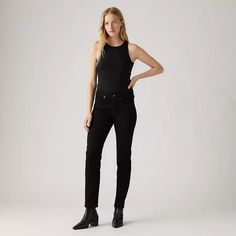 Classic Straight Fit Women's Jeans - Black | Levi's® US Classic Straight Jeans, Black Levis, 90s Looks, Vintage Fits, Straight Fit Jeans, Jeans Black, Just The Way, Women's Jeans, Straight Jeans