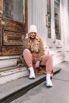 Winter Athleisure Outfits, Winter Athleisure, Athleisure Winter, Athleisure Outfit