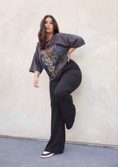 Plus Size Airport Outfit, Pants 2020, Cute Grunge, Look Legging, Layer Dip, Outfits Curvy, Academia Fashion, 7 Layer