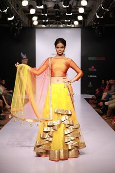 love the skirt Dress Patern, Bangalore Fashion, Stylish Lehenga, Patiyala Dress, Client Profile, Choli Dress, Simple Lehenga, Ethnic Gown, Lehnga Dress