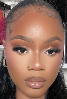 Bold Glam Makeup Black Women, Makeup Beats Black Women, Full Beat Makeup Black Women, Light Beat Makeup Black Women Pink, Bold Lip Makeup Black Women, Bombshell Makeup, Circle Lenses