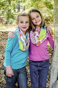 BFF Scarves  Fun free pattern, easy sewing tutorial #operationchristmaschild Fabric Palette, Kids Clothes Patterns, Operation Christmas Child, Diy Scarf, Fleece Hat, My Sewing Room, Easy Sewing Patterns, Sewing Basics, Sewing For Kids