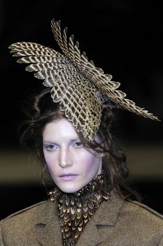 Alexander McQueen Fall 2006 2000 Hats, Mcqueen 3, Alexander Mcqueen Savage Beauty, 2006 Runway, Charles James, Savage Beauty, Fashion Now, Runway Pictures