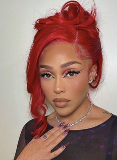 Red Hair Eye Makeup Ideas, Red Wig Makeup Looks, Red Hair Makeup Ideas Black Women, Makeup With Red Hair Black Women, Makeup Looks With Red Hair, Red And Gold Prom Makeup, Red Tears Makeup, Natural Red Makeup Look, Red Eye Makeup Aesthetic