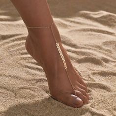 Beautiful New Toe Ring Anklet. Great For Spring And Summer. Looks Cute On The Beach, With Sandals, Or Walking Barefoot Anywhere! Wedding Bride Jewelry, Women Anklets, Beach Anklets, Ankle Chain, Geometric Decor, Gold Collar, Toe Ring, Foot Jewelry, Anklet Jewelry