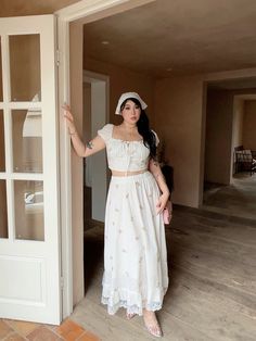 Material: CottonSize: 2XL 3XL (flower size) L XLColor classification: whiteRelease Year Season: Summer 2023 Skirt Matching Set, Long Flowing Skirts, Plus Size White, Puff Sleeve Crop Top, French Floral, Floral Squares, White French, Flowing Skirt, Runway Models