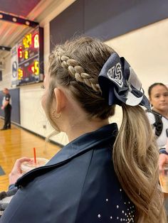 Cute Hairstyles Cheer, Cute And Easy Cheer Hairstyles, Cute Cheer Hairstyles For Short Hair, Cheer Bows Hairstyles, Cute Hairstyles For Football Games Cheer Hair, Cheer Game Hairstyles, Competition Cheer Hairstyles, High School Cheer Hair, Braid With A Ponytail