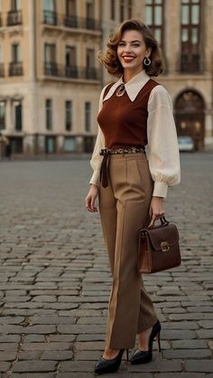 Retro Outfits Classy, 70s Inspired Office Wear, 70s Business Woman Aesthetic, Women’s Preppy Outfits, 1940s Women Fashion, Smart Fashion Women, 80s Working Woman, 50s Outfits For Women Casual, Vintage Academia Aesthetic Outfit