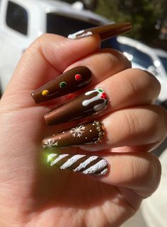 Cinnamon Gingerbread Holiday Design Press on Nails-styled in | Etsy Pretty Thanksgiving Nails, Fall Glam Nails, Thank Giving Nails Design, Christmas Acrilycs Nails, Holiday Nails Gingerbread, Hot Cocoa Nails, Home Alone Nails, Gingerbread Nails Acrylic, Christmas Nail Inspo Gingerbread