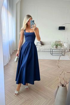 Formal Dress Casual Outfit, Debutante Ball Guest Dresses, Elegant Dresses For Wedding Guest 2023, Formal Summer Dress Wedding Guest, Quinceanera Attire For Guest, Krizma Outfit, Dresses To Wear To A Winter Wedding, Elegant Outfit For Wedding Guest, Wedding Guest Outfit Aesthetic