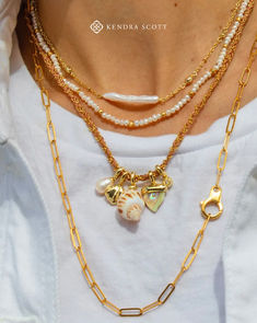 Featuring a delicate satellite chain adorned with a single cultured freshwater pearl, the Eileen Gold Pendant Necklace in White Pearl is an effortless addition to your everyday collection 🐚✨🌊 Pearl Trend, Necklace Stack, Hand Carved Stone, Layered Necklaces Silver, Pearl Strand, Diamond Jewelry Necklace, Gold Charm Necklace, Gold Band Ring, Initial Jewelry