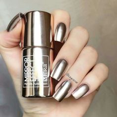 Mirror Effect Nail Polish, Nails Sparkly, Metallic Nail, Metallic Nail Polish, Nails Nude, Nail Effects, Mirror Nails, Nails Homecoming