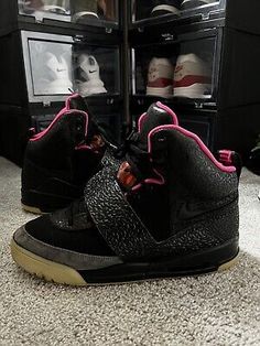 (eBay) Size 10.5 - Nike Air Yeezy Blink 2009 Kanye West Yeezy 1, Nike Yeezy, Air Yeezy, Hype Shoes, Kanye West, In The Dark, Nike Shoes, High Tops, Nike Air