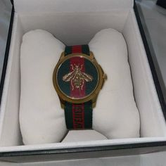 Comes With Box & Outer Box. New Condition. Gucci Gold Watch For Gift, Gucci Luxury Gold Watch, Luxury Gold Gucci Watch, Timeless Gucci Watch As Gift, Timeless Gucci Watch As A Gift, Designer Green Watches For Formal Occasions, Designer Red Watch As A Gift, Gucci Designer Watch As A Gift, Designer Gucci Watch For Gift