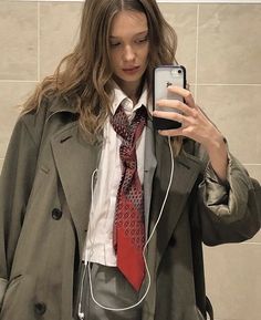 Paris Mode, Baggy Pants, Mode Inspiration, Looks Vintage, Bella Hadid, Fashion Killa