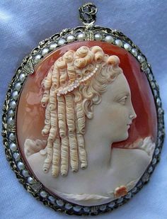 Cameo Jewelry, Vintage Cameo, Royal Jewels, Cameo Brooch, Crown Jewels, Royal Jewelry, Victorian Jewelry, Louis Xvi, Marie Antoinette