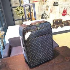 ® Description: In iconic Monogram canvas, the Pegase Legere Business is the sleek companion for any business trip. Elegant and luxurious, this lightweight cabin-sized suitcase holds a maximum amount of kit thanks to multiple compartments and zippered pockets. Size: 15.4 x 21.7 x 9.8 inches / 39cm x 55cm x 25cm (Length x Height x Width) Detailed Features: – Volume: 34.5 L – Weight: 3.9 kg – Monogram canvas exterior – Polyamide lining – Shiny golden metallic pieces – Telescopic cane – Double zippe Kg Monogram, Garment Cover, Protective Clothing, Business Trip, Business Bag, Small Rings, Lv Bag, Business Travel, Jewelry Bags