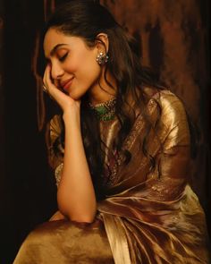 #sobhita #sobhitadhulipala #manishmalhotra #saree #indian Manish Malhotra, Saree Trends, Embellished Blouse, Elegant Saree, Stylish Sarees