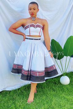 Xhosa Dresses, Wrap Around Skirts, Xhosa Attire, South African Traditional Dresses, Skirt Corset, Ladies Outfits, African Traditional Wedding Dress, Afro Fashion