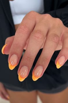 orange summer nails, orange nails ideas, summer french tips nails Kutek Disney, Unghie Sfumate, Colorful Nails, Makijaż Smokey Eye, Short Acrylic Nails Designs, Orange Nails, Minimalist Nails, Nail Art Summer, Funky Nails