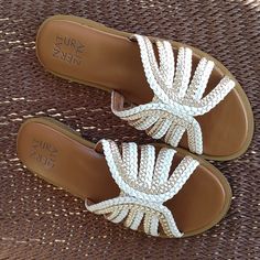 Naturalizer- White/Gold Woven Lane Sandal-Size 6- Never Worn Naturalizer Shoes, Women's Shoes Sandals, Shoes Sandals, White Gold, Size 6, Women Shoes, Sandals, Women Shopping, Gold