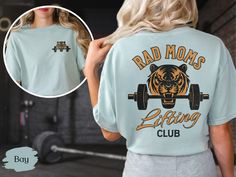 Searching for a fun gym shirt that will express your love for lifting weights? Look no further than our "Rad Moms Lifting Club" Comfort Colors Shirt! This comfortable and stylish shirt is perfect for fitness activities or relaxing at home. This shirt is sure to keep you cool and comfortable all summer long with it's double-needle stitching throughout which makes it highly durable while the lack of side-seams helps the shirt retain its tubular shape.  This original cute shirt design will get grea Crew Neck T-shirt With Custom Print For Training, Crew Neck Training T-shirt With Custom Print, Mom Workout, Pump Cover, Funny Gym, Cute Shirt Designs, Lifting Weights, Gym Shirt, Comfort Colors Shirt