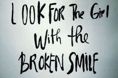 Olhe para a garota com o sorriso quebrado. Sara Bareilles, Jason Mraz, Sing To Me, I'm With The Band, Maroon 5, I Love Music