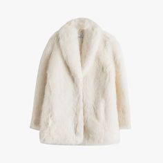 Fur Coat White, White Fur Jacket, White Faux Fur Jacket, White Winter Coat, White Faux Fur Coat, Coat Guide, Rachel Green Outfits, White Fur Coat, White Fur