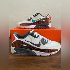 Brand New With Box. Missing Lid Custom Nike Low-top Sneakers, Black Basketball Shoes, 95 Nike, Shoes Nike Air, Nike Force, Nike Vapor, Nike Air Force Ones, Nike Kyrie, Football Shoes