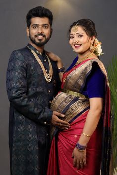 Srimantham Photoshoot Saree, Valakappu Saree, Srimantham Stills Photo, Srimantham Photoshoot, Traditional Maternity Shoot, Shower Couple