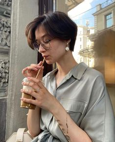 Short Boyish Hair Tomboy Style, Pixie Hairstyles Middle Part, Queer Men’s Haircut, Big Women With Short Hair, Short Straight Hair Masculine, Cute Short Haircuts Asian, Straight Long Pixie Haircut, Short Dew Haircut, Long Pixie Haircut Middle Part