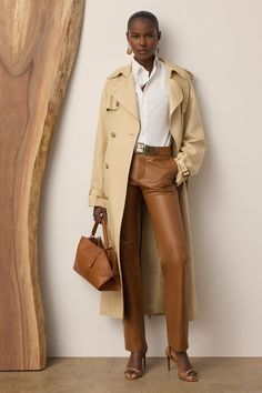 Ralph Lauren Pre-Fall 2025 Collection [PHOTOS] Ralph Lauren Spring 2025, Neutral Fashion Aesthetic, Ralph Lauren Love, Coat Styling, Pre Fall Fashion