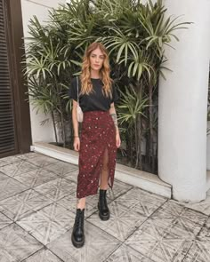 Lk7 Drmartens Skirt Outfit, Second Day Hair, Long Skirt Outfits, Estilo Hippie, Second Day, Hippie Outfits