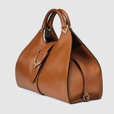 Sac En Cuir Diy, Stirrup Leathers, Stylish Handbags, Beautiful Handbags, Leather Bags Handmade, Handle Bag