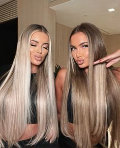 Sept Aesthetic, Kim Blonde Hair, Carmel Brown Hair, Honey Brown Hair, Blond Balayage, Brunette Hair With Highlights, Dyed Blonde Hair, Hair Color Pastel